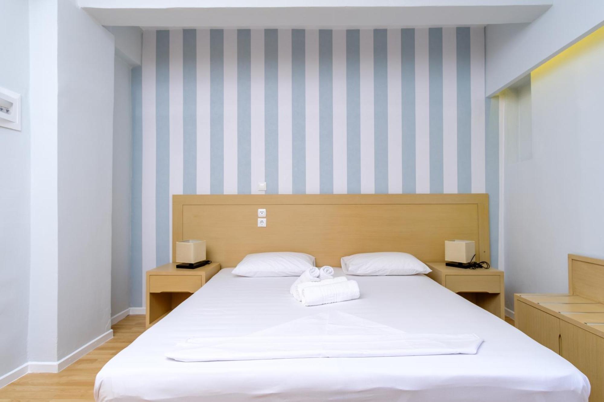 Aphrodite Hotel Syros Kini Ngoại thất bức ảnh